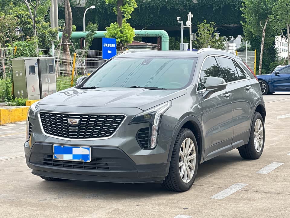 Cadillac XT4