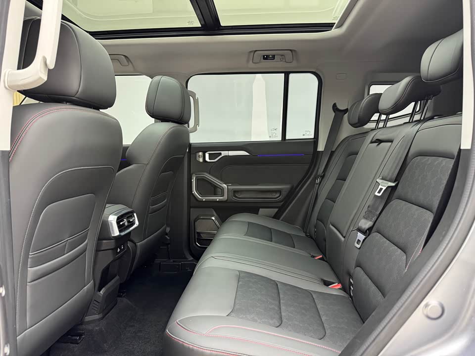 Jetour Jet Traveler C-DM