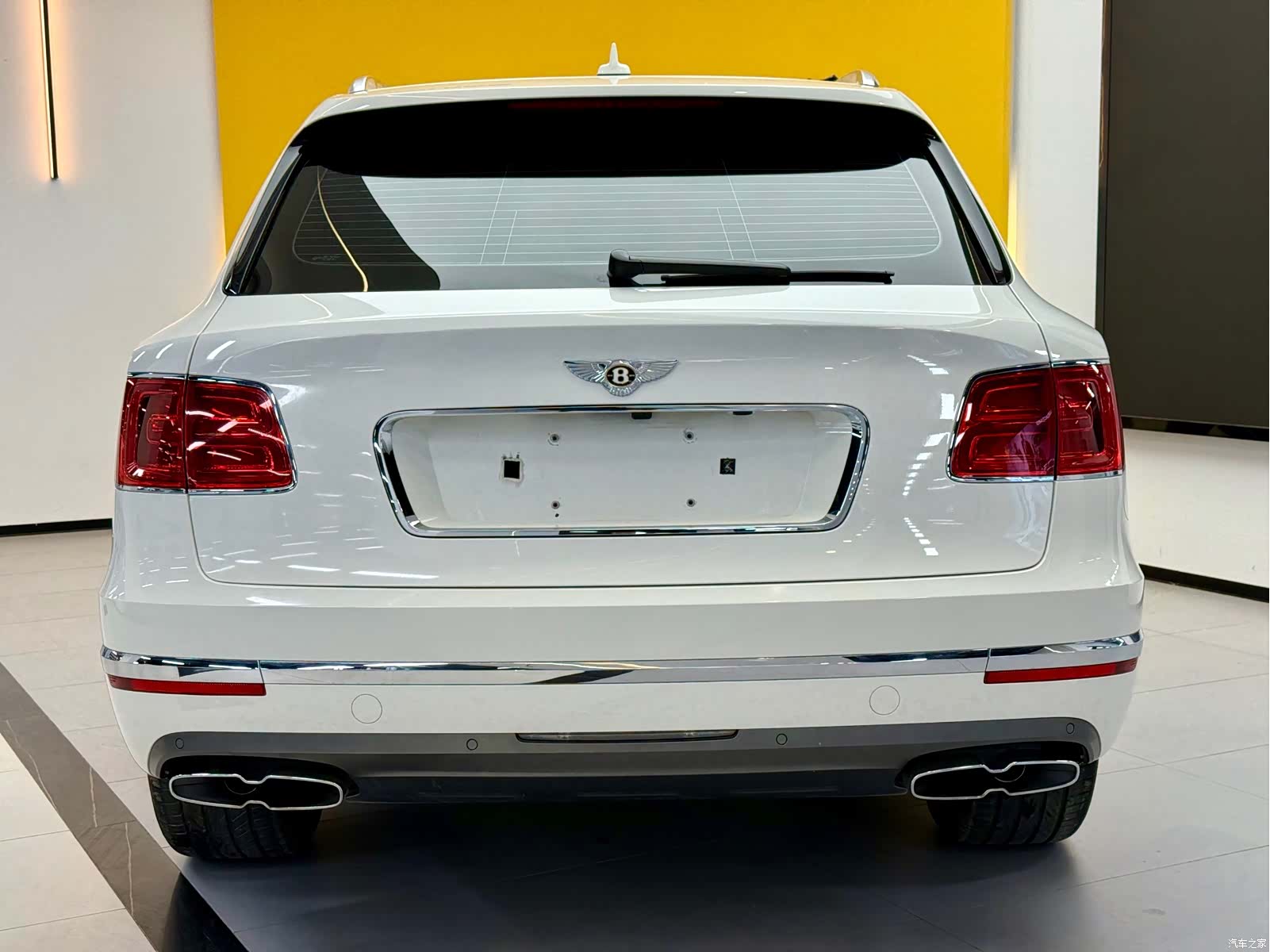 Bentley Bentayga, 2020 18