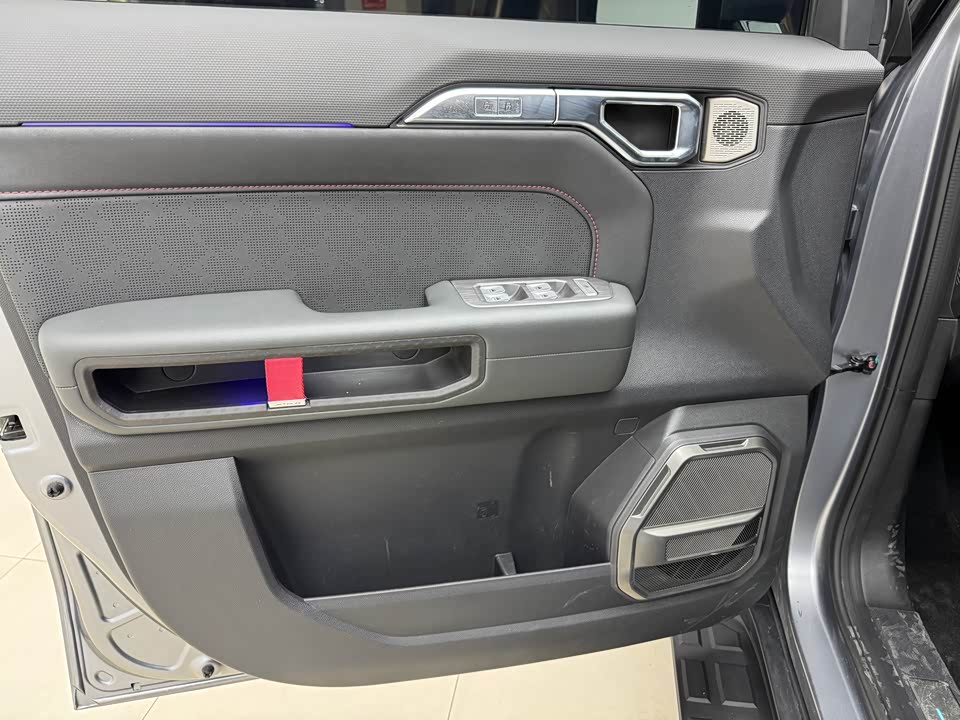 Jetour Jet Traveler C-DM