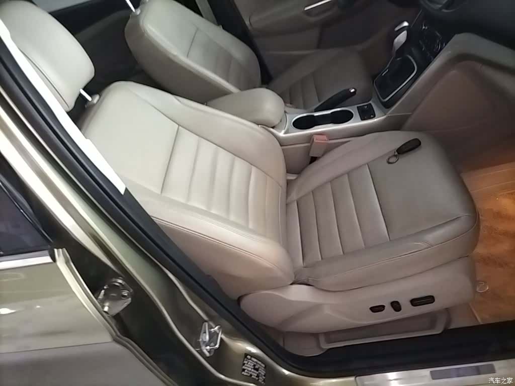 Ford Kuga, 2016 25