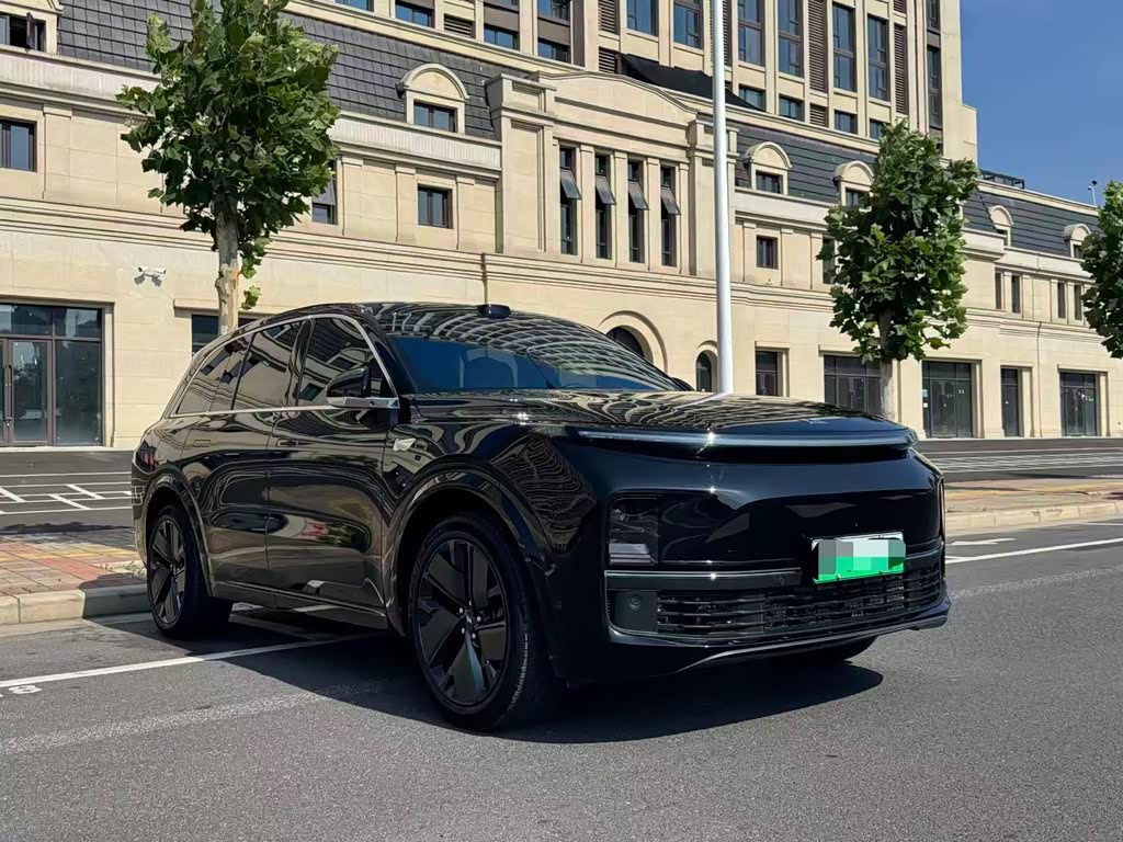 Li Auto L8