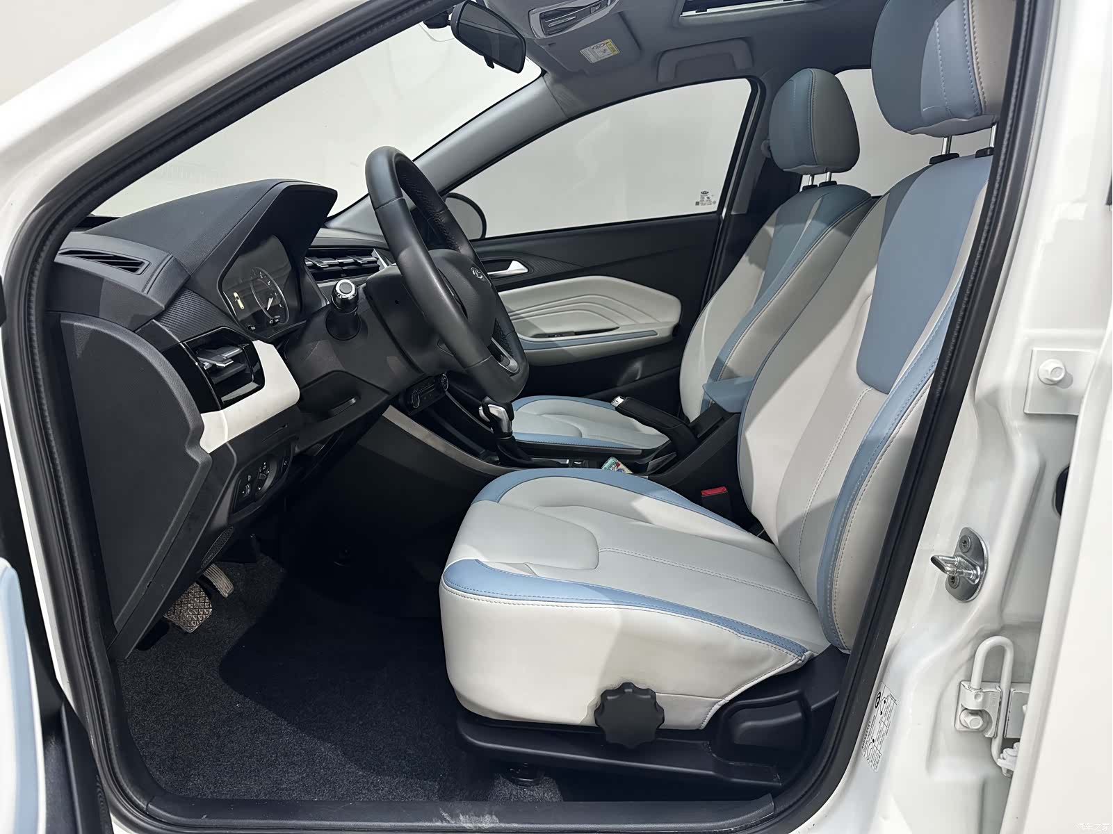 Chery 3x, 2022 8