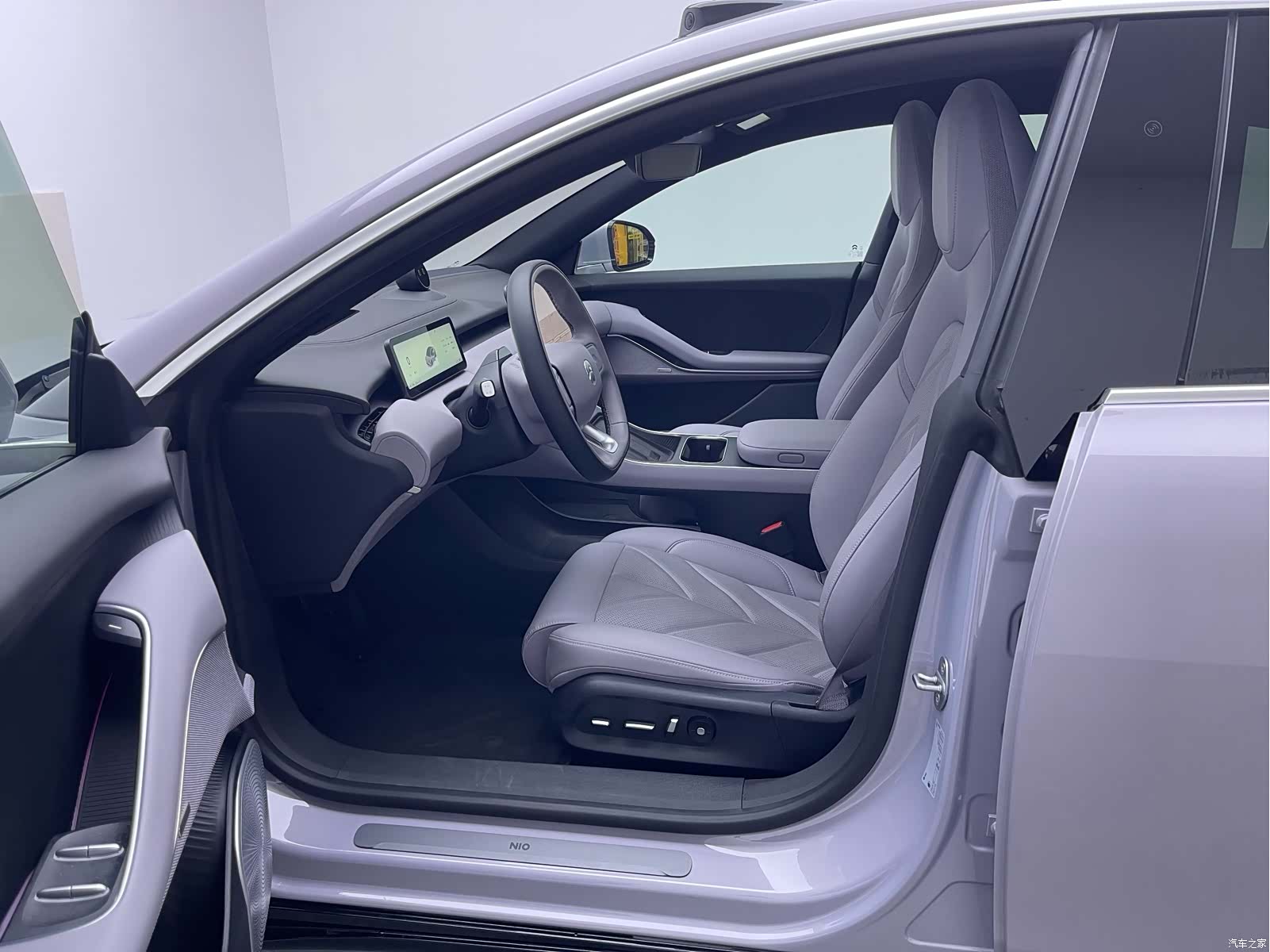 NIO ET5, 2025 10