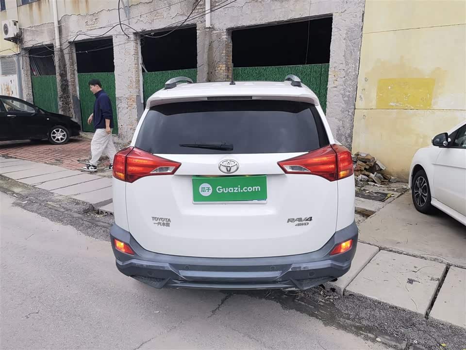 Toyota RAV4 Rongfang
