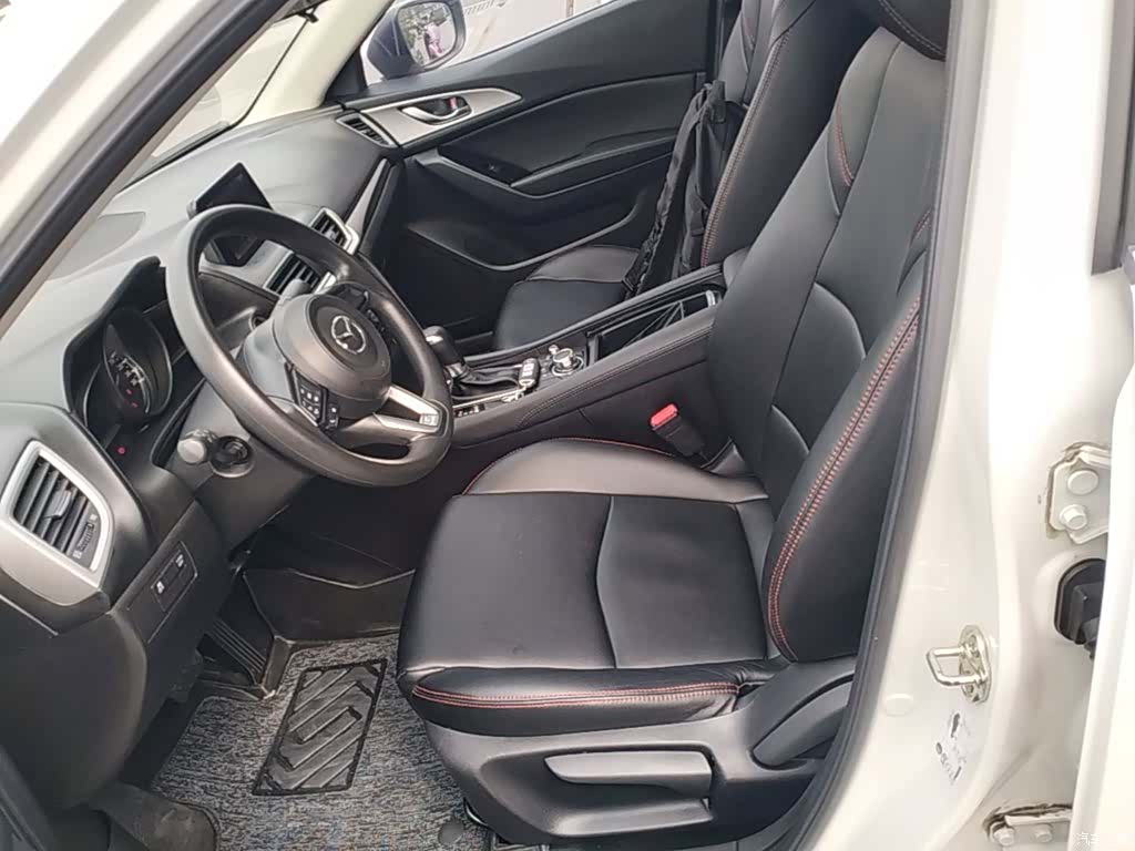Mazda Mazda3, 2020 15