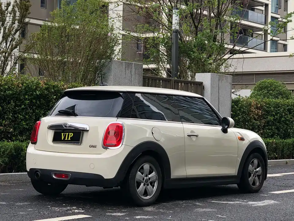 MINI MINI
