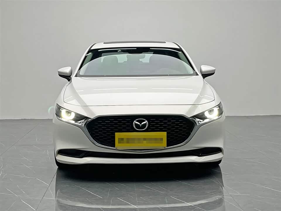 Mazda 3 Angkesaila
