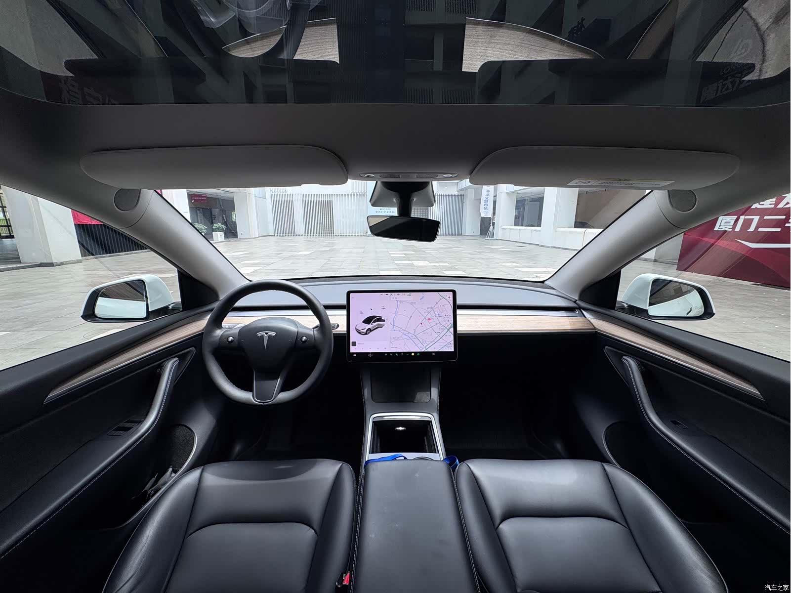 Tesla Model Y, 2021 10
