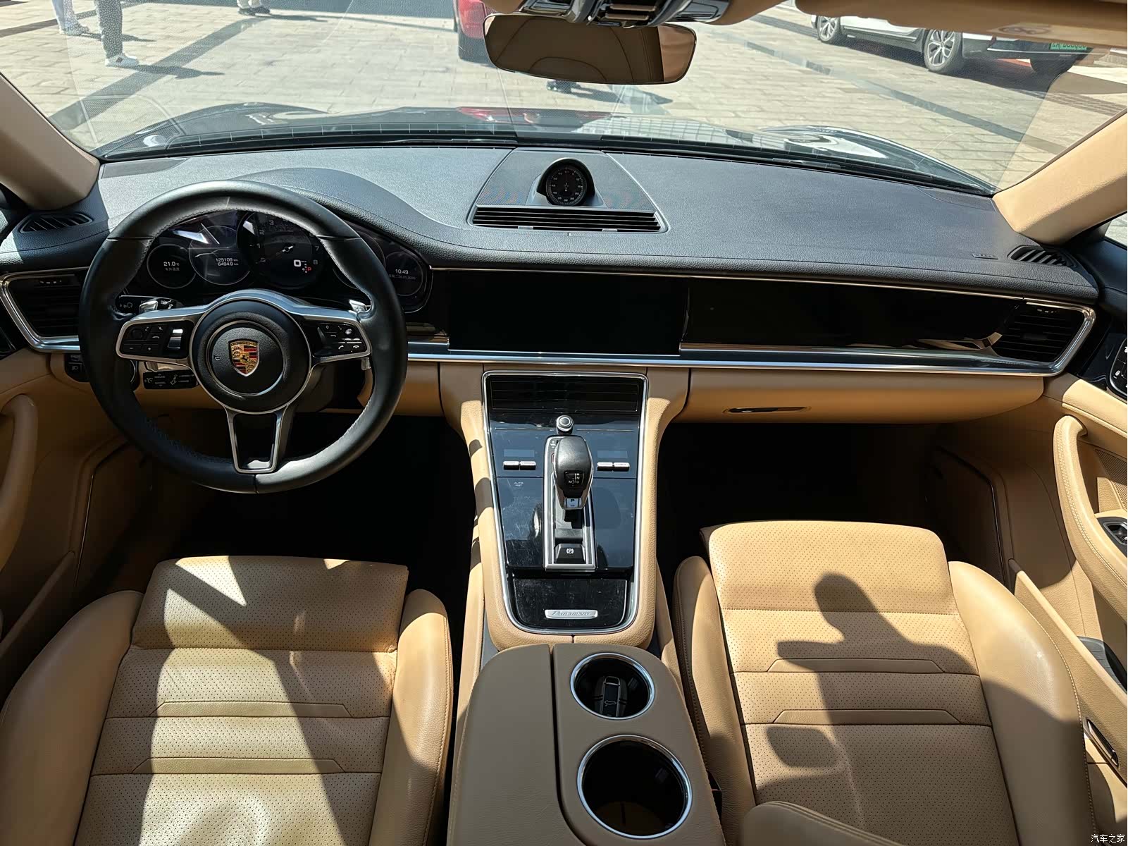 Porsche Panamera, 2018 11
