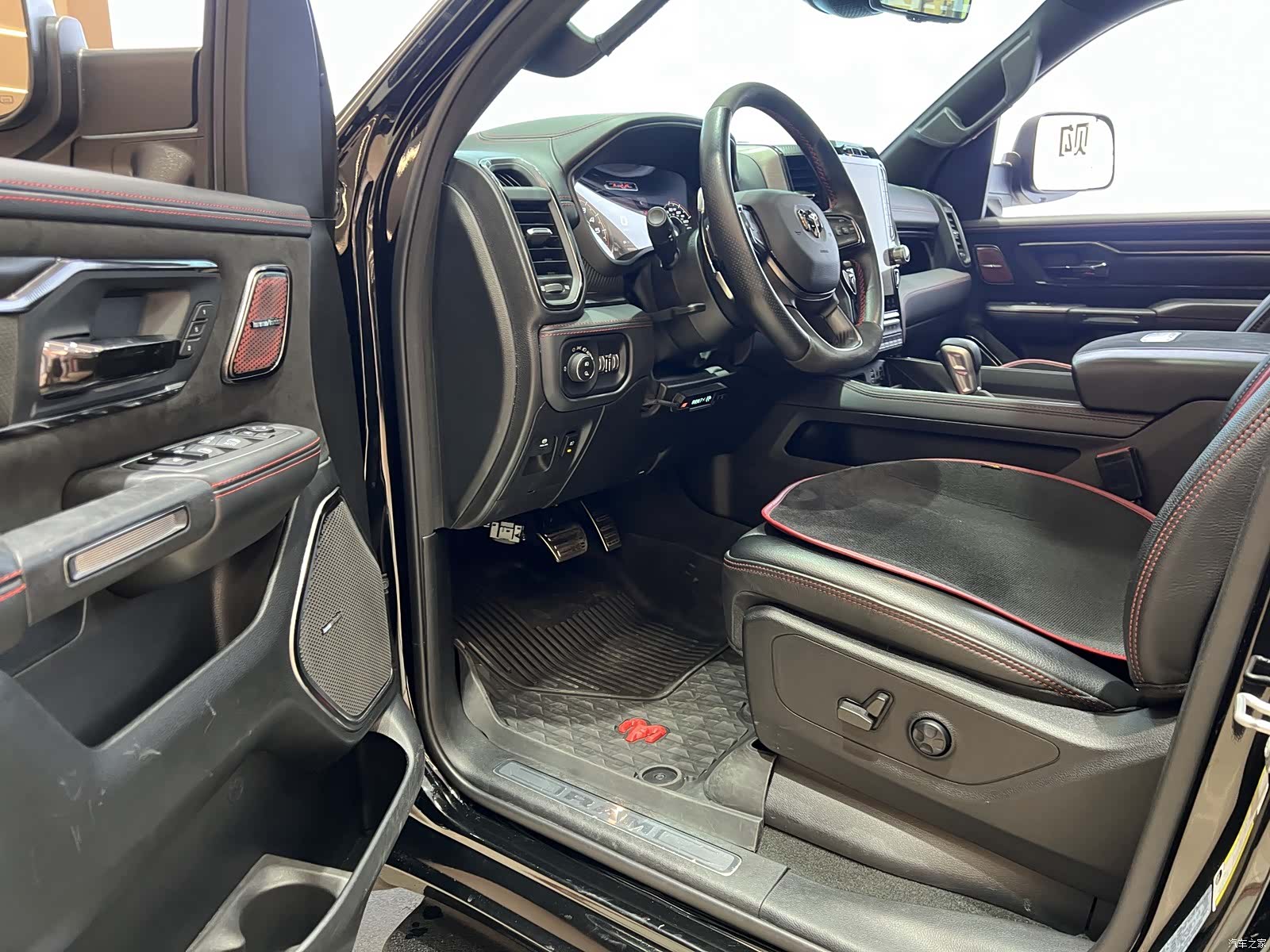 RAM Trucks, 2022 8
