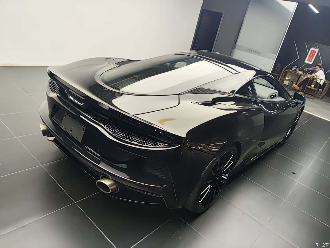 McLaren GT, 2023 2
