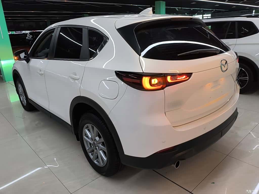 Mazda CX-5, 2024 все фото