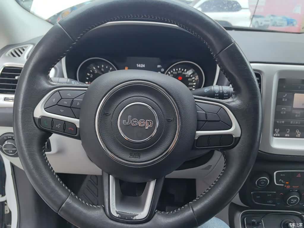Jeep Compass, 2017 11