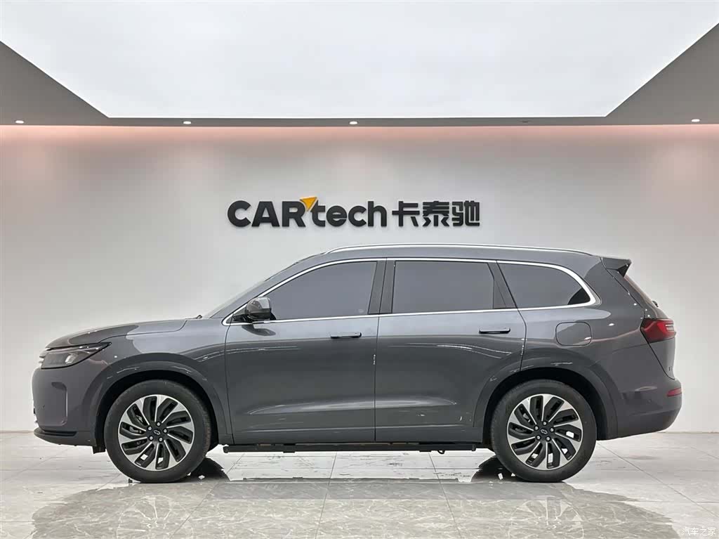 AITO M7, 2023 2