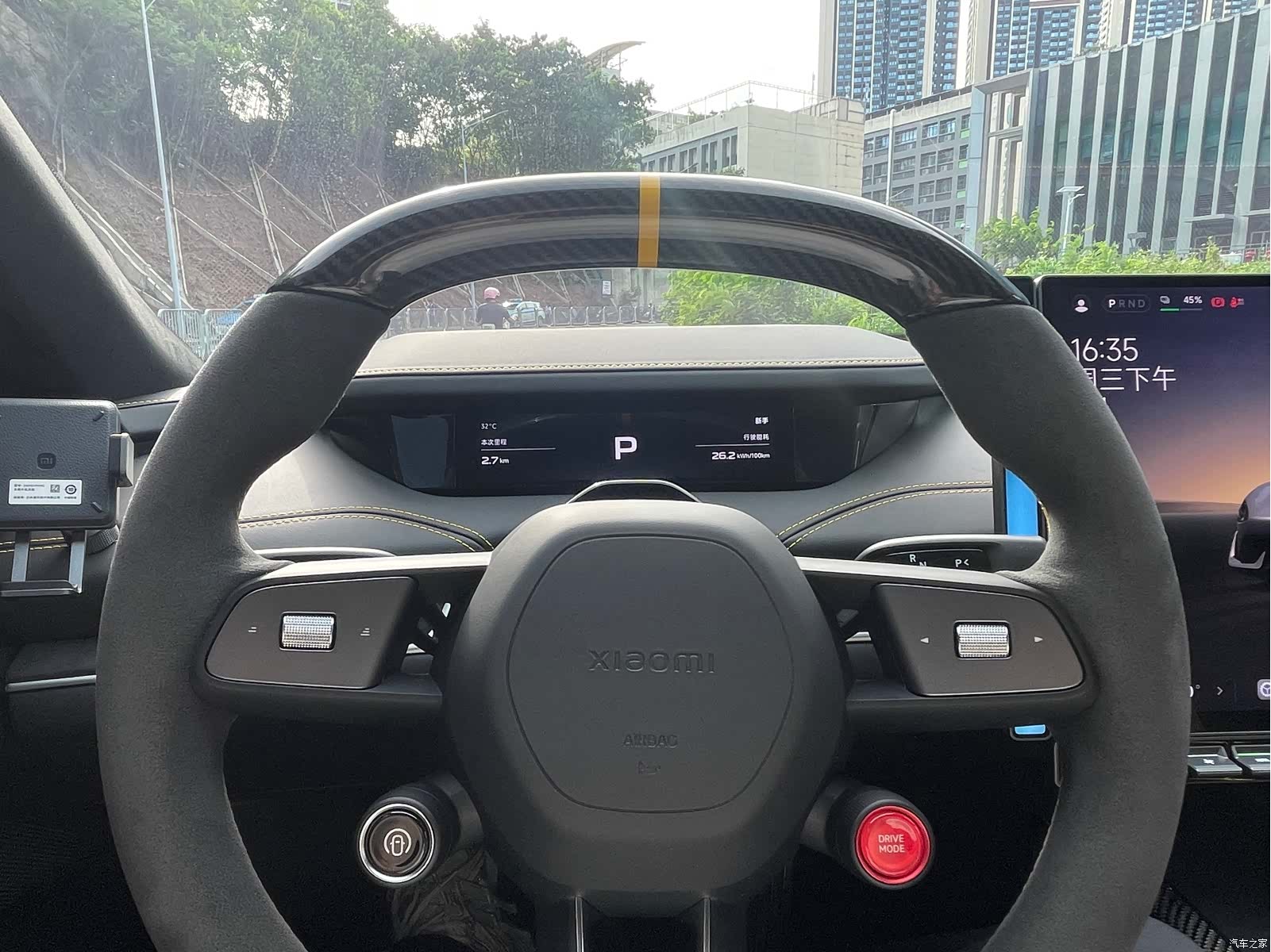 Xiaomi SU7, 2025 8