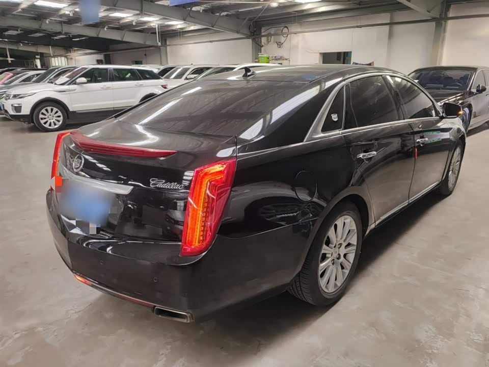 Cadillac XTS