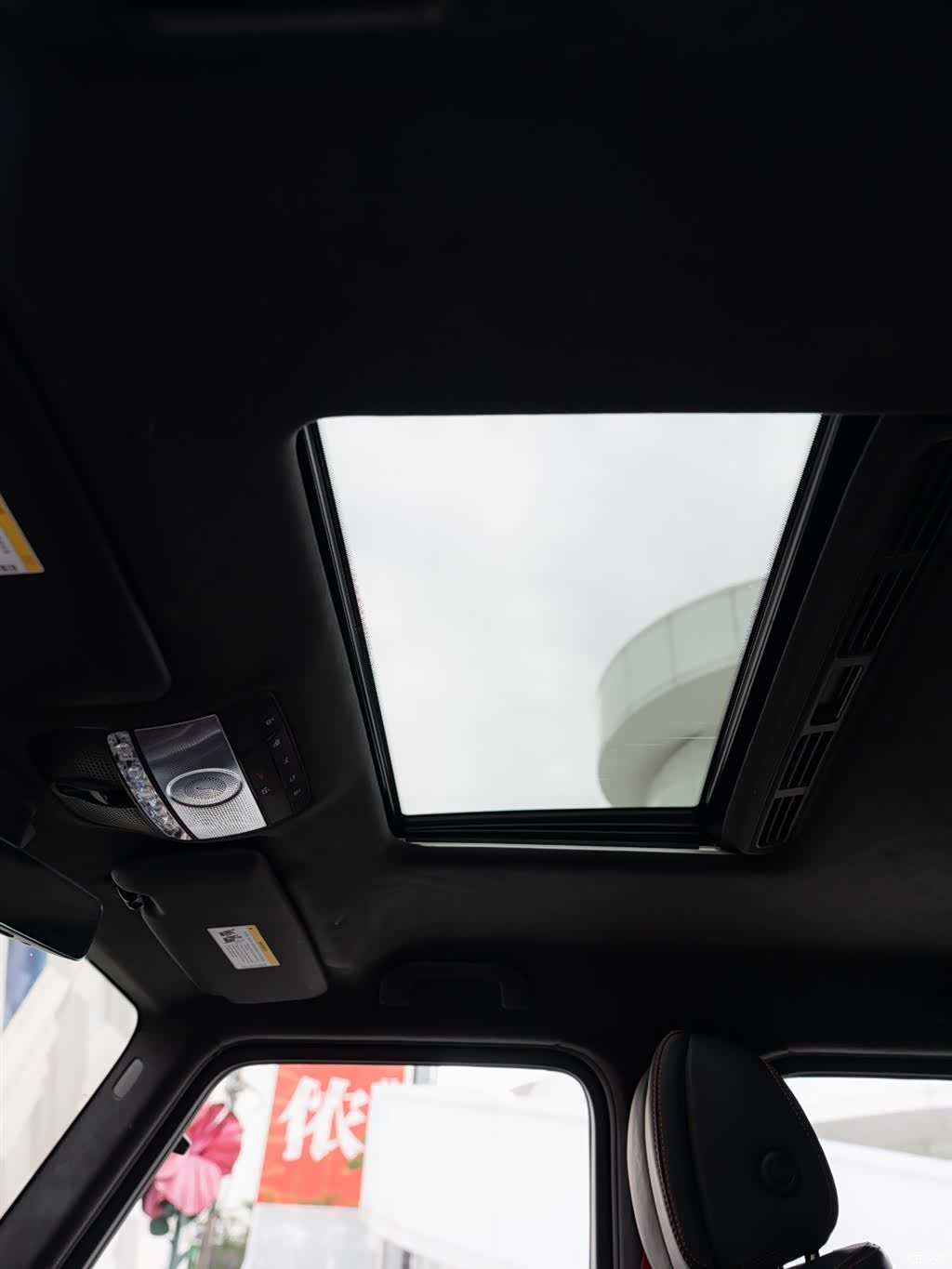 Mercedes-Benz G-Class, 2019 19