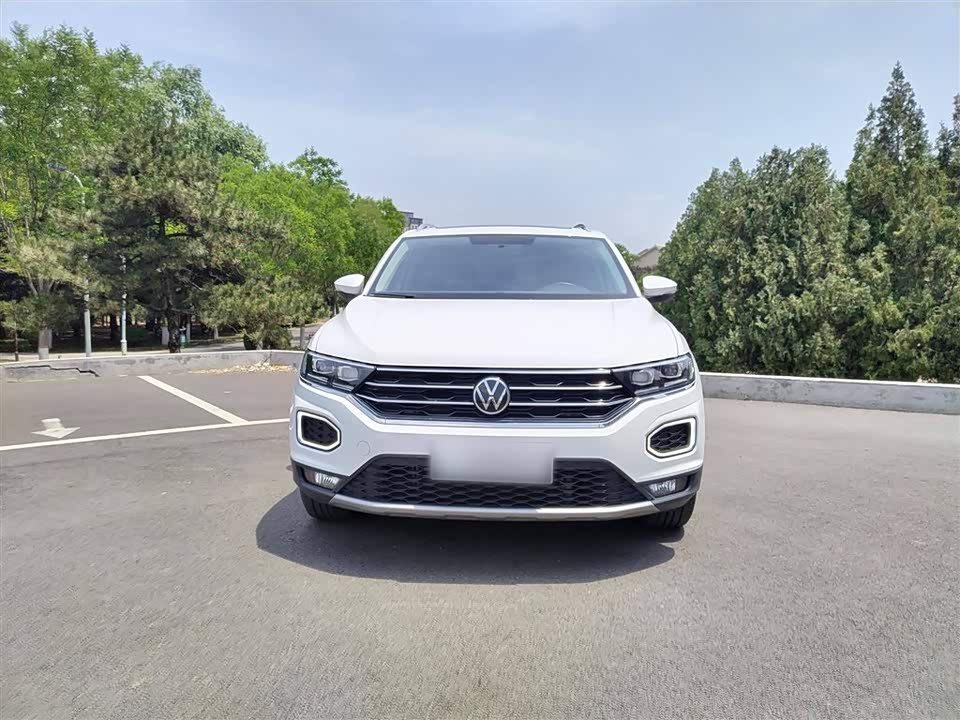 Volkswagen T-ROC exploring Songs
