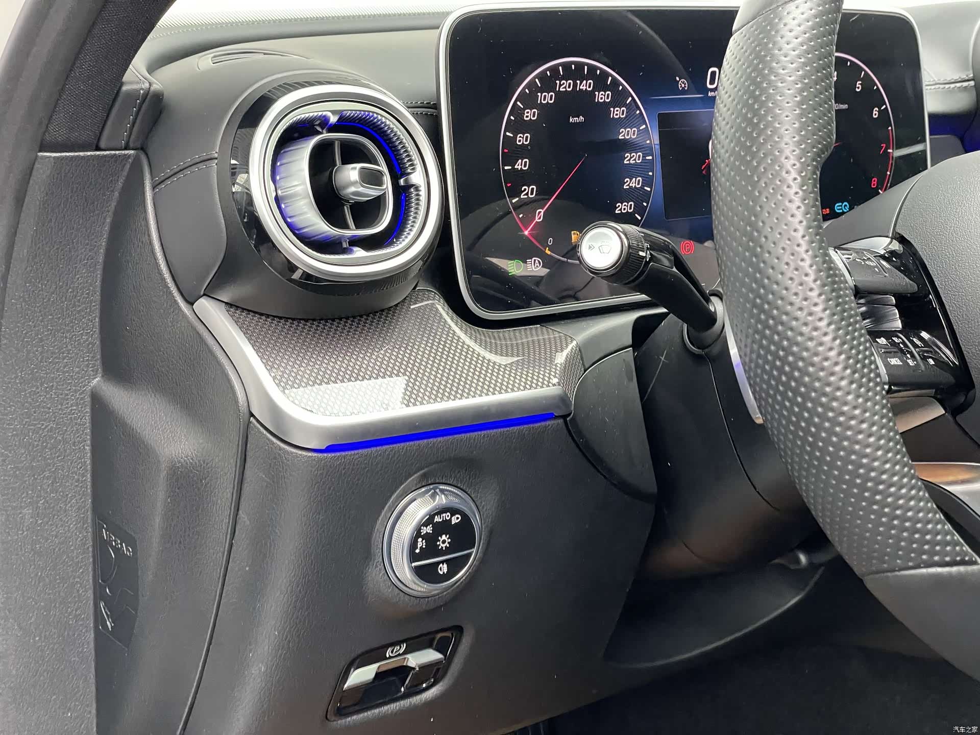 Mercedes-Benz C-Class, 2022 11