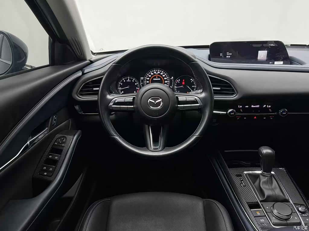Mazda CX-30, 2022 17