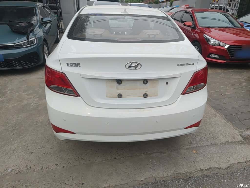 Hyundai GLS, 2016 6