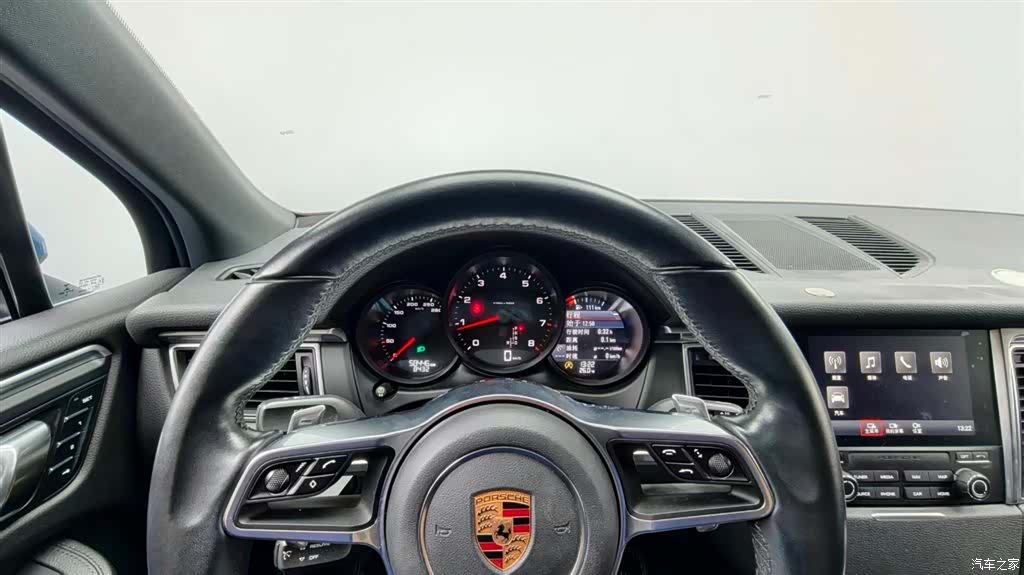 Porsche Macan, 2017 11