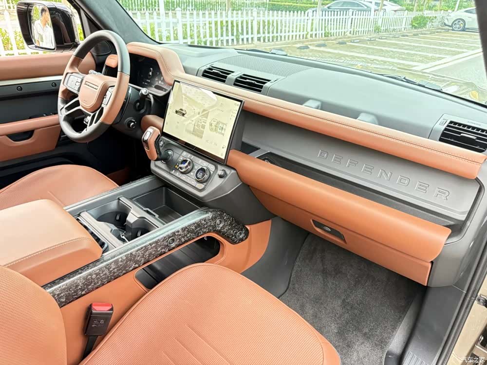 Land Rover Defender, 2026 27