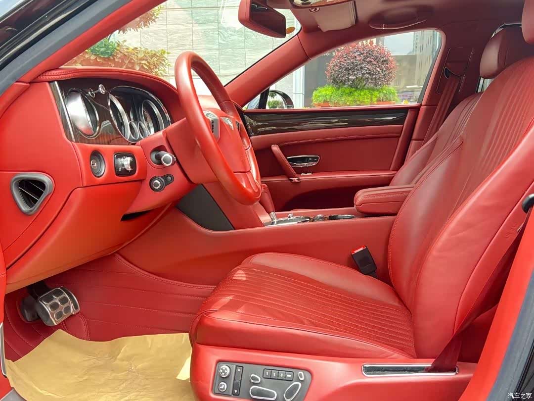 Bentley Flying Spur, 2018 6