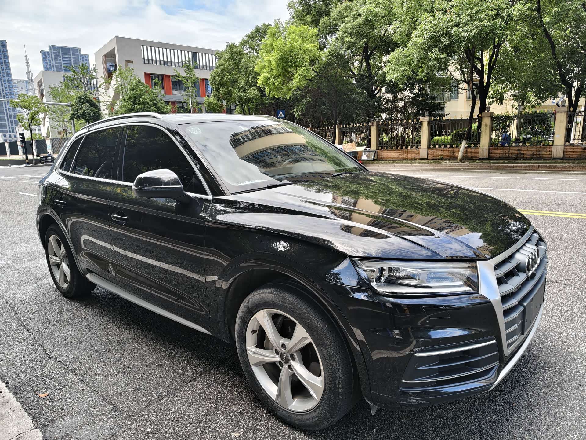 Audi Q5L, 2019 3