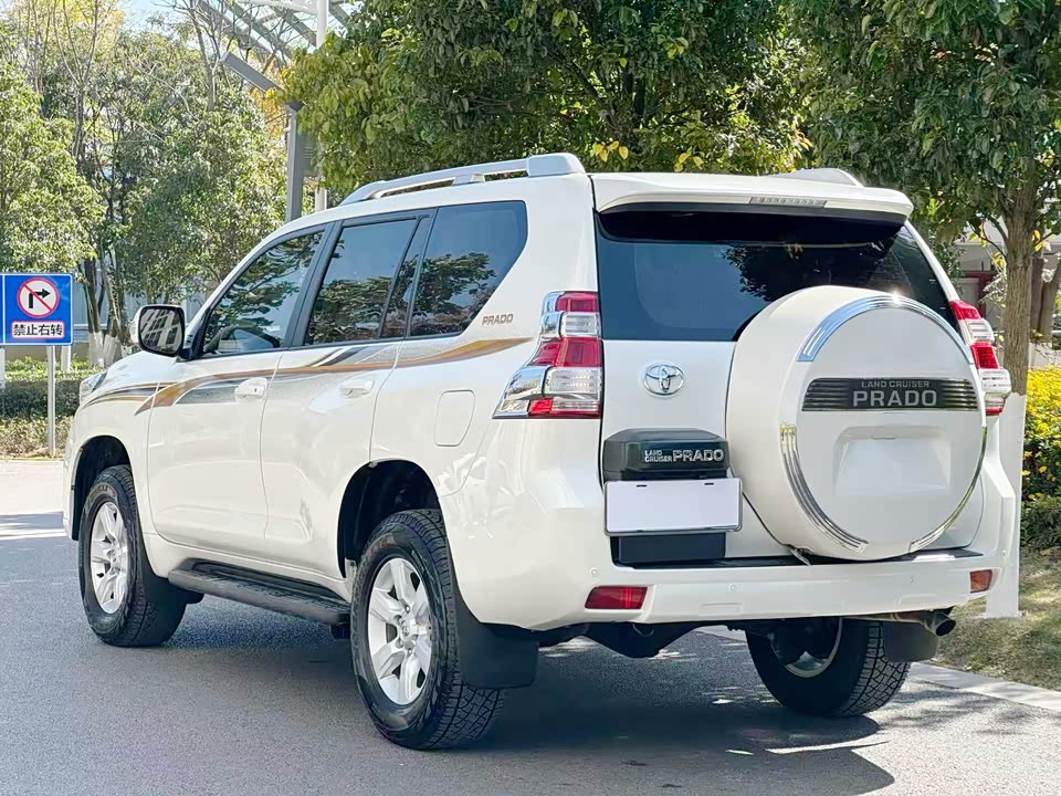 Toyota Prado