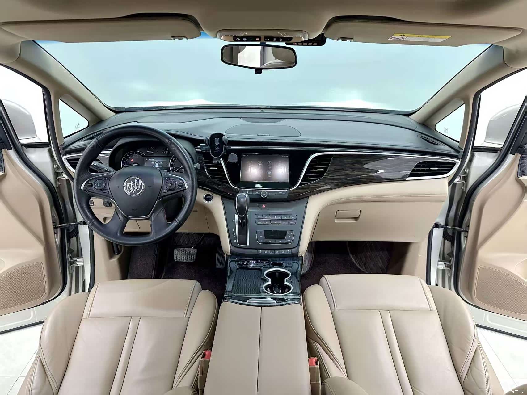 Buick GL8, 2018 все фото