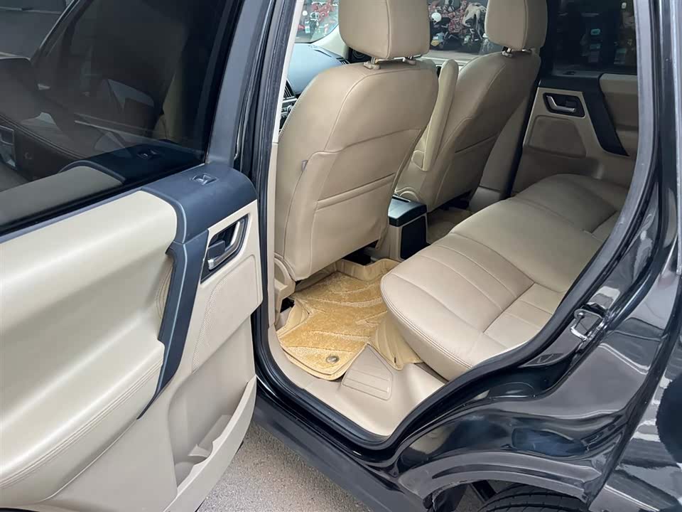 Land Rover Freelander 2