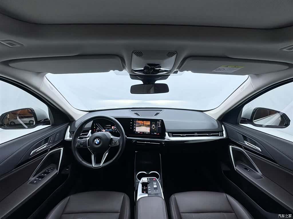 BMW X1, 2024 9