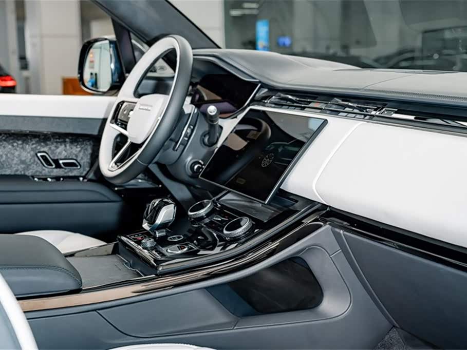 Land Rover Range Rover Sport Land Rover Range Rover Sport
