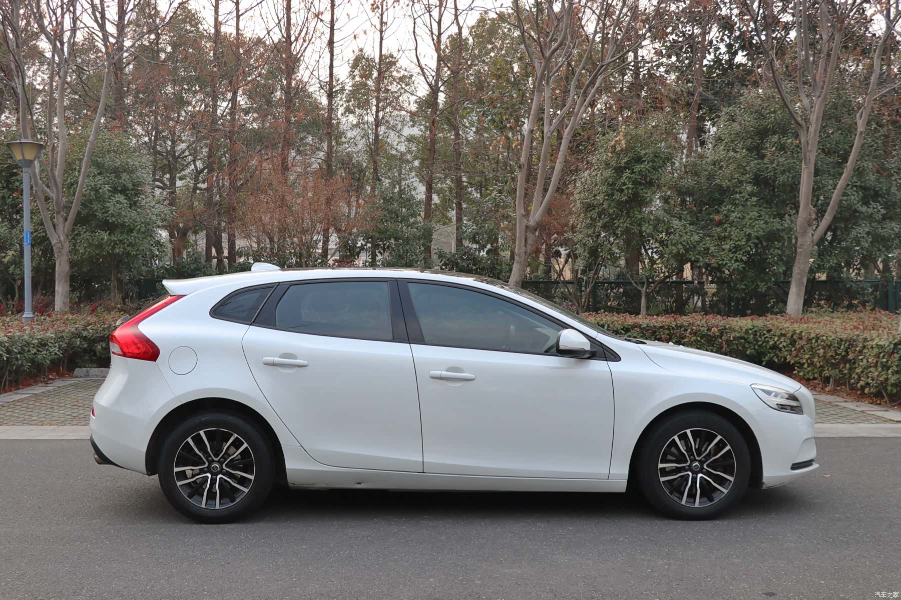 Volvo V40, 2018 7