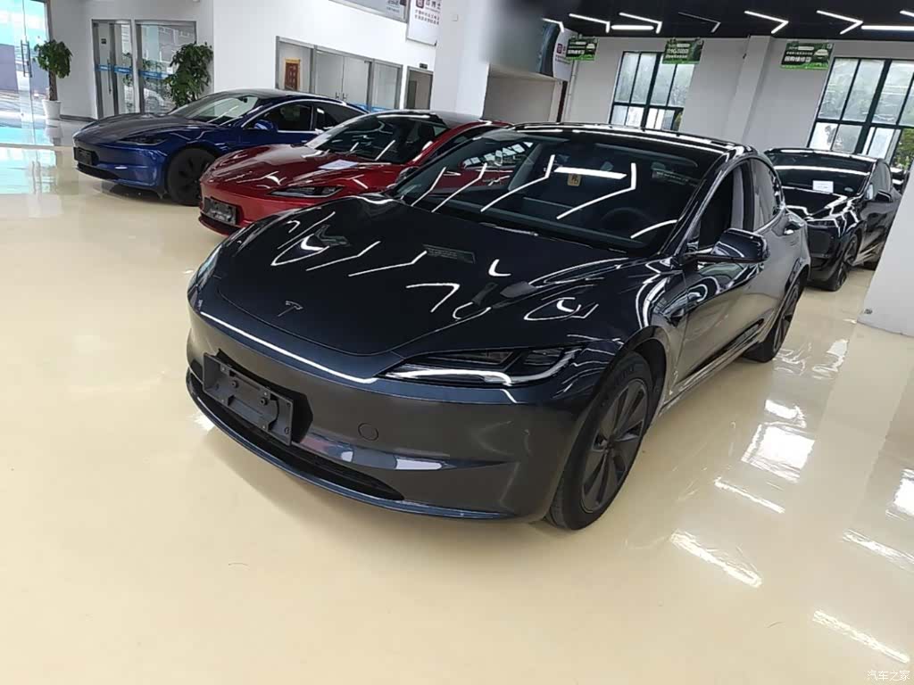 Tesla Model 3, 2024 2