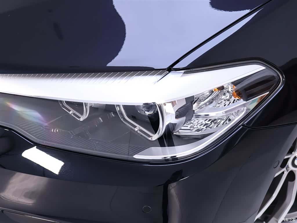 BMW 5 Series, 2020 4