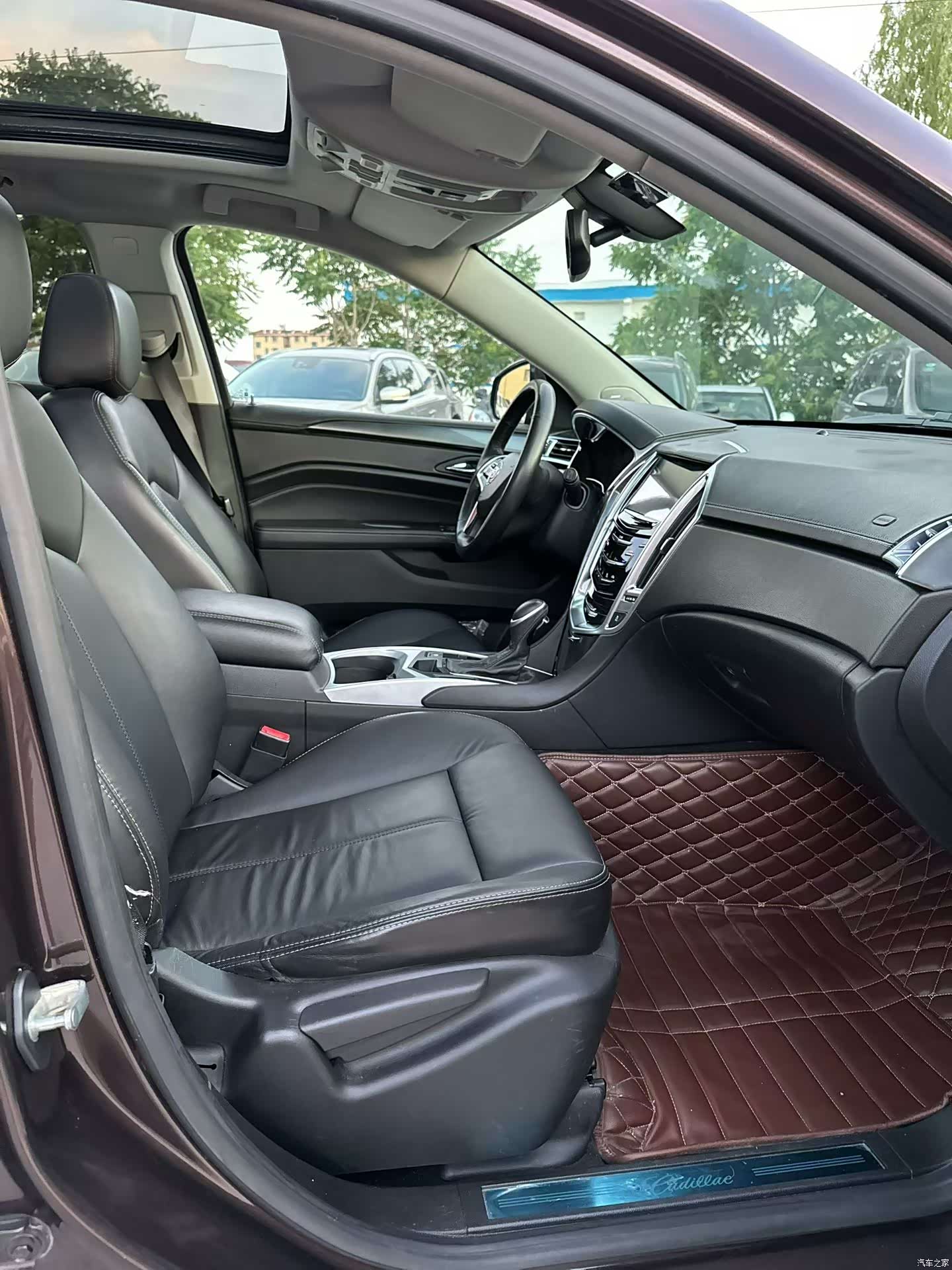 Cadillac SRX, 2015 8