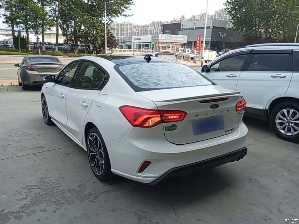 Ford Focus, 2019 все фото