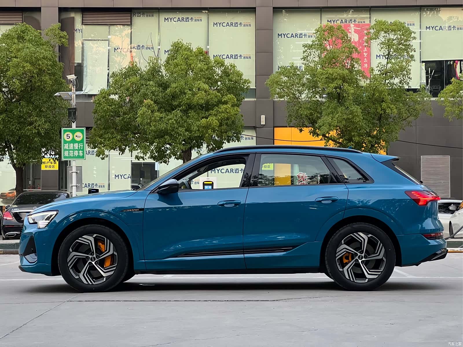 Audi e-tron, 2022 2