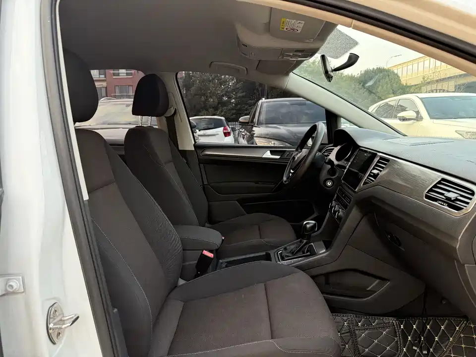 Volkswagen Golf*Jiayu