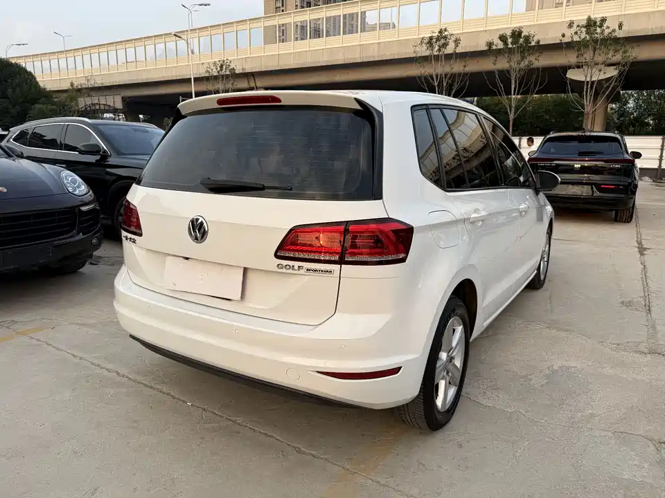 Volkswagen Golf*Jiayu
