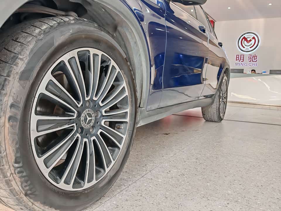 Mercedes-Benz GLC Mercedes-Benz GLC