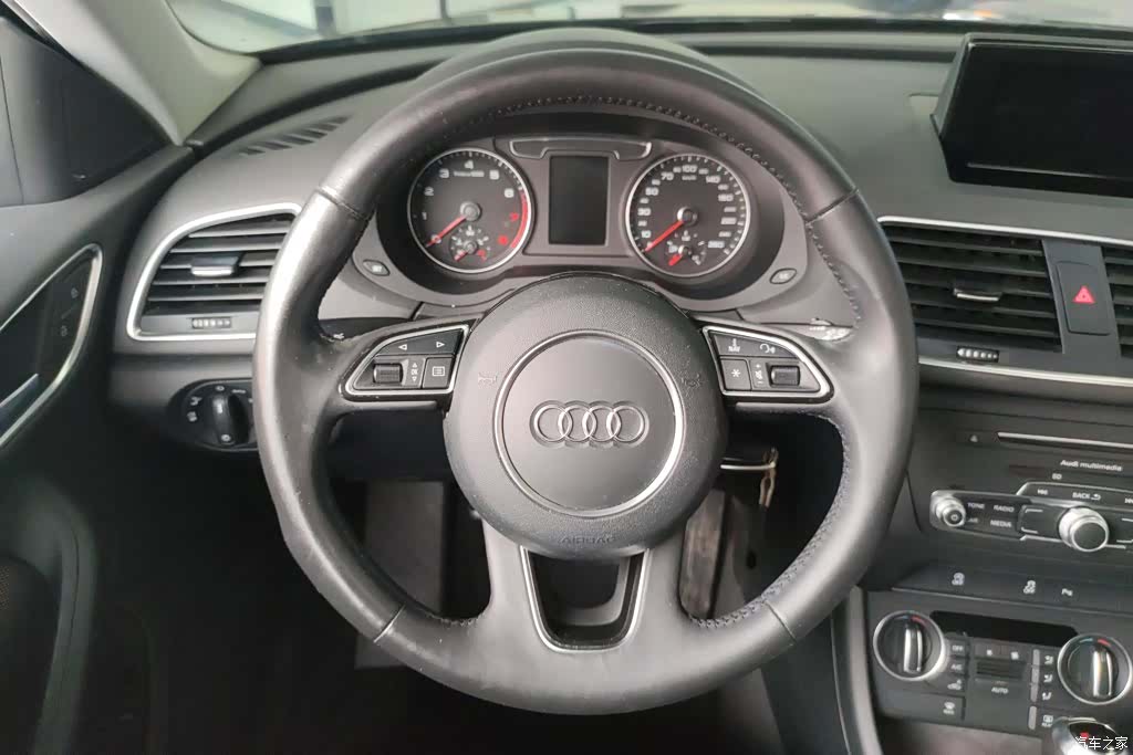 Audi Q3, 2016 15