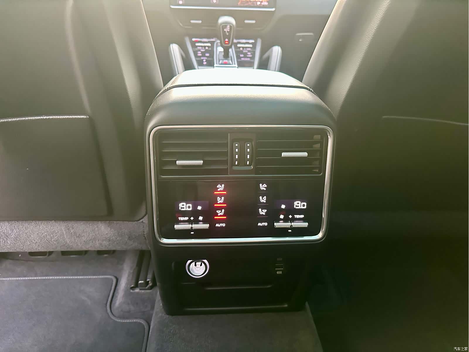 Porsche Cayenne, 2018 15