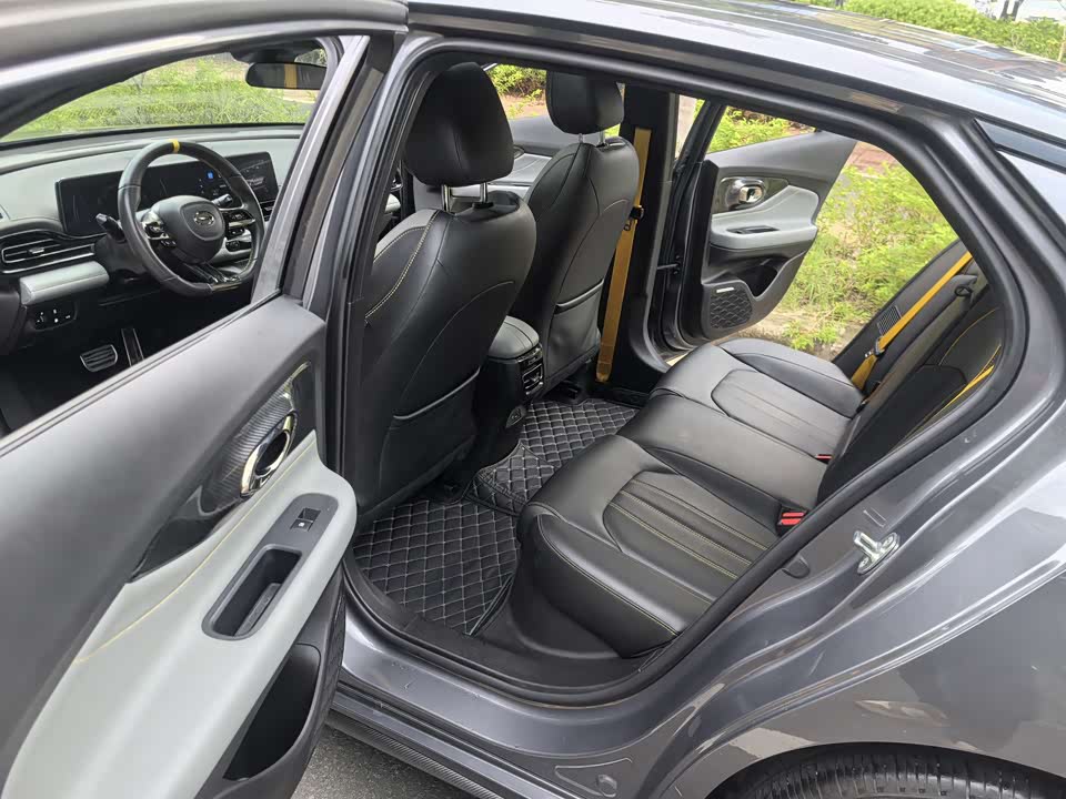 Trumpchi Shadow Leopard