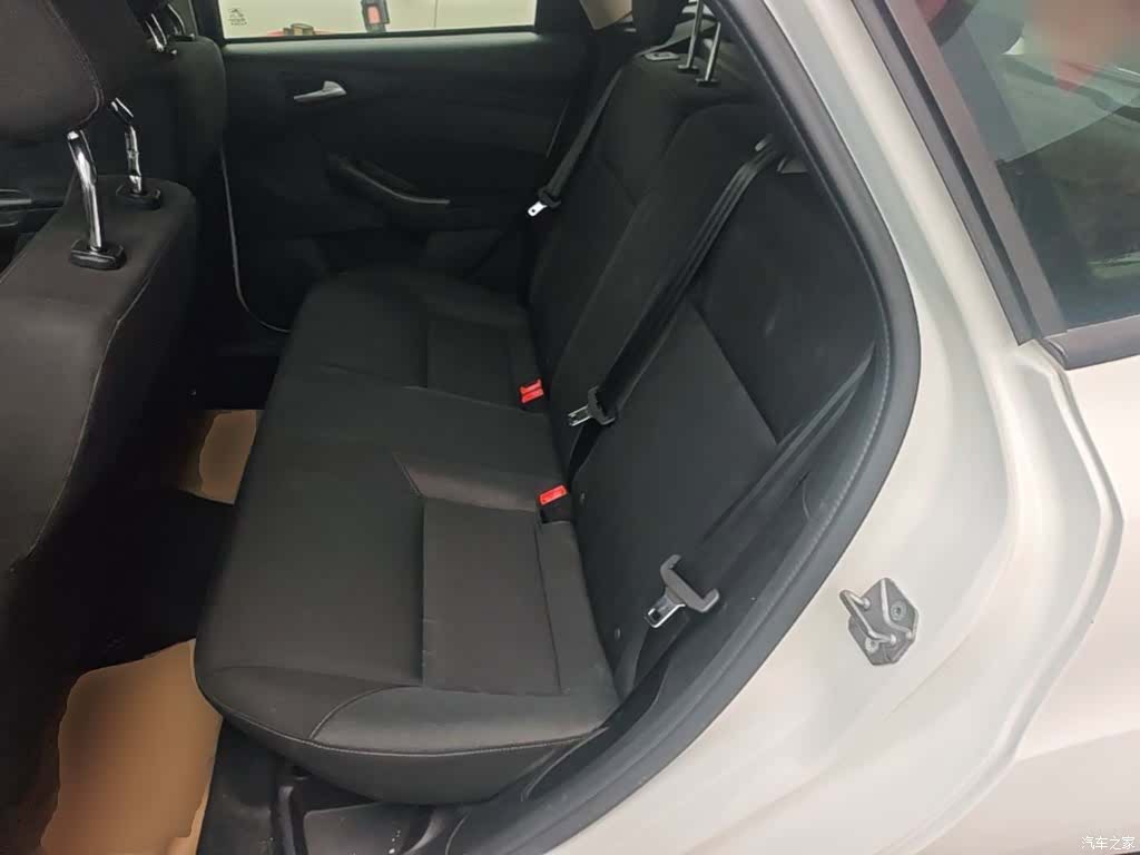 Ford Focus, 2018 17