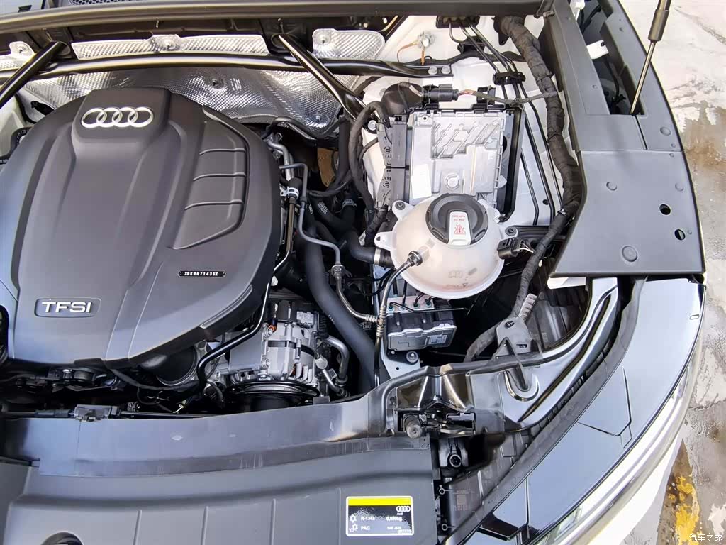 Audi Q5L, 2023 11