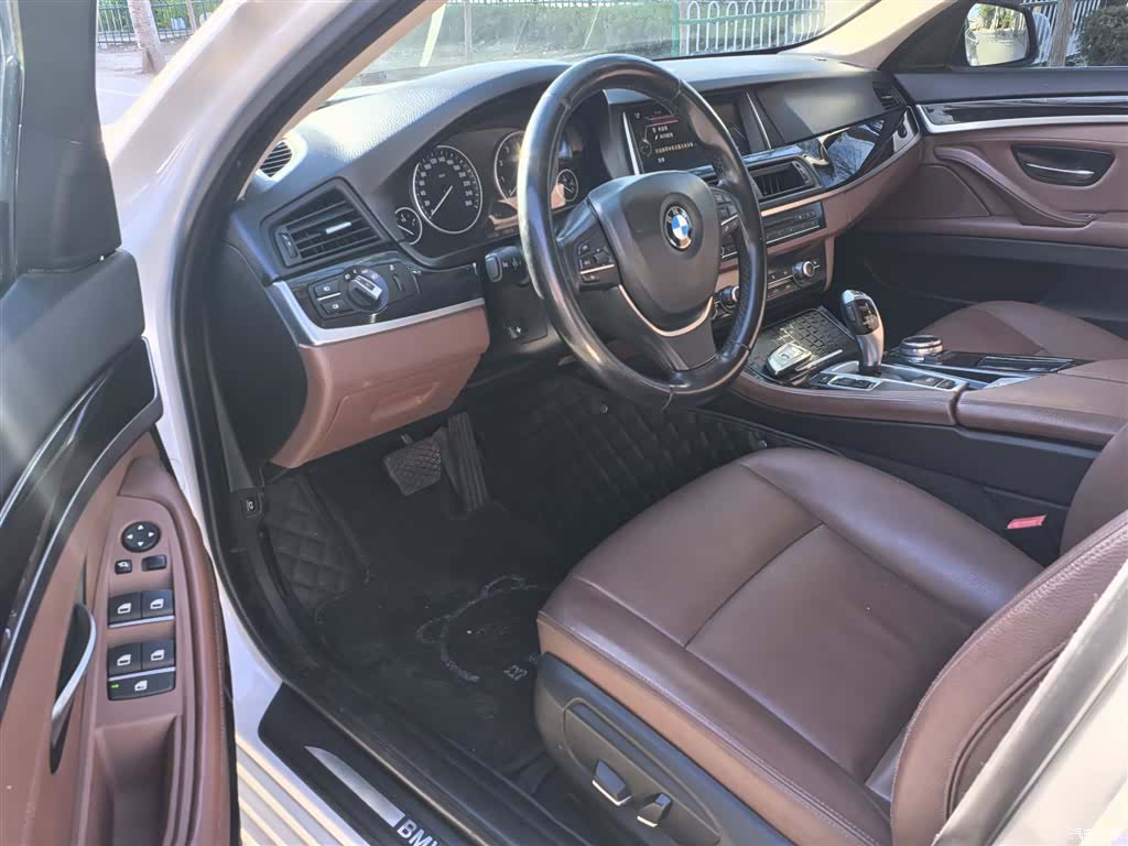 BMW 5 Series, 2016 9